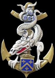 16 bcs insigne metallique du 16 bataillon de commandement et des services de fabrication drago